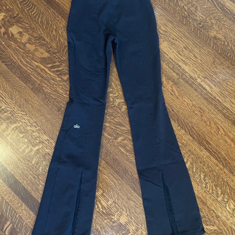 Alo Airbrush high waist kick back legging